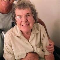 Helen Brackett Obituary