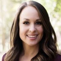 Alexandra Gilmore's Instagram, Twitter & Facebook