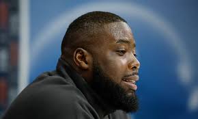 DA Bears RG Nate Davis is dealing with a soft-tissue injury, per Matt  Eberflus. He is week-to-week.