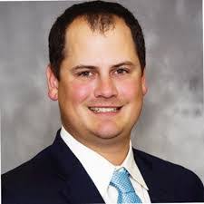 Derek Mott's Instagram, Twitter & Facebook