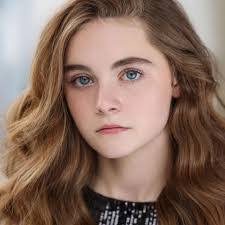 Ginger Holland's Instagram, Twitter & Facebook