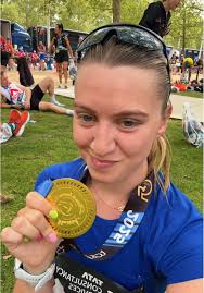 TELL ME BABYYYY WE DID IT !! WE RAN THE LONDON MARATHON !! AND 30 MINUTES  FASTER THAN MY FIRST MARATHON WITH THE BEST VIBES IVE EVER EXPERIENCED 😭💛  im so thankful for all the friends i saw out there ...