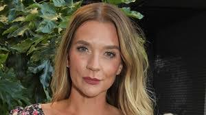 Candice Brown's Instagram, Twitter & Facebook