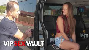 FUCKEDINTRAFFIC - Teen Beauty Amirah Adara Got Horny For Drivers Big Cock  - VIPSEXVAULT