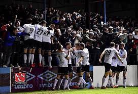 Dundalk FC - 😍 What a picture!⁣ ⁣ 📷 | @sportsfileben⁣ ⁣ 🖤🤍... | Facebook