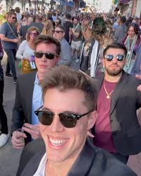 Was gonna make a joke about blowing my back out but that'd be too weird