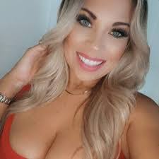 Ryan Chavarria's Instagram, Twitter & Facebook