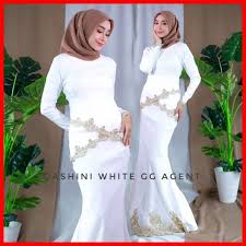 Sebagai contoh, jika pihak lelaki beri baju kurung maka pihak perempuan beri baju melayu. Sale Baju Raya 2021 Kurung Moden Dashini Mini Kurung Lace Baju Tunang Baju Nikah Shopee Malaysia