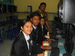 We did not find results for: Siswa Smk Putra Bangsa Lancar Hadapi Hari Pertama Unbk Kupas Merdeka