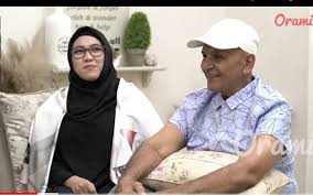 Join facebook to connect with mark sungkar and others you may know. Selisih 45 Tahun Begini Kemesraan Mark Sungkar Dan Santi Jpnn Com