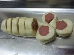 Chempaka Merah From My Kitchen Roti Sosej Pintal Roti Bread Bun Food