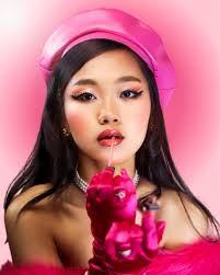 Ladies and gentlemen, boys and girls, gather 'round as we present to you...  𝑻𝒉𝒆 𝑬𝒗𝒆𝒏𝒕 𝒐𝒇 𝑬𝒏𝒄𝒉𝒂𝒏𝒕𝒎𝒆𝒏𝒕 𝒂𝒏𝒅 𝑬𝒍𝒆𝒈𝒂𝒏𝒄𝒆! 👑✨  Step right into the irresistible realm of 𝓑𝓪𝓻𝓫𝓲𝓮 & 𝓚𝓮𝓷 with our