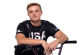 Encabezados por la mejor atleta del año 2020, yulimar rojas, pero con un recorte de prácticamente la mitad de los deportistas respecto a río 2016, venezuela se prepara para presentarse en los juegos olímpicos tokyo 2020. Jvvpq9uxeuikzm