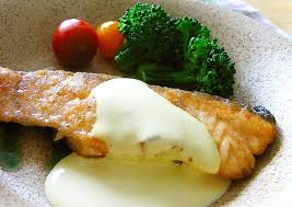 The crispy skin of this fried hearty salmon puts its texture in a class all its own.. Salmon Meuniere With Lemon Sauce Recipe By Cookpad Japan Cookpad