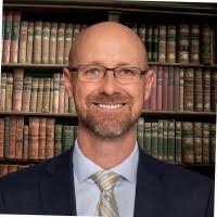 Lee Seale's Instagram, Twitter & Facebook