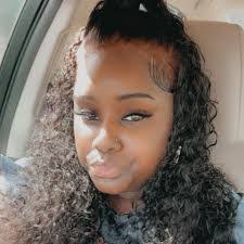 Christa Bean's Instagram, Twitter & Facebook