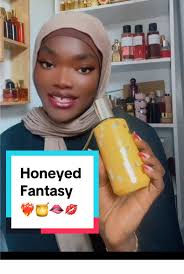 Honeyed Fantasy: The Perfect Summer Oud Perfume