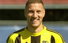 Chiemsee-Triathlon: Maximilian Kirmeier holt den Sieg über die Volksdistanz