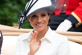 Каким на самом деле был первый брак меган маркл? Meghan Markle Hamil Anak Kembar