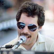 Freddie mercury the lead singer of queen and solo artist, who majored in stardom while giving. 7 Likes 0 Comments Freddie Mercury Is On Fire Freddiemercury Onfire On Instagram February 28 Th 1981 On Stage Lord Freddie Mercury Amalfitani Sta