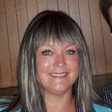 Lori Paris (@parischic888)