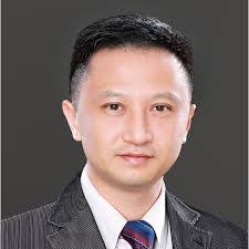 Edward Chatterton's Instagram, Twitter & Facebook