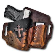 Versacarry Is One Of The World S Smallest Concealed Carry Holsters Our Zerobulk Holster Design Fits Most Water Buffalo Leather Owb Holsters Leather Holster