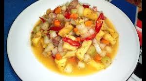 2 buah wortel 4 buah timun 5 siung bawang merah 25 buah cabe rawit hijau 200 ml air 4. Resep Dan Cara Membuat Acar Segar Nanas Timun Dan Wortel Youtube