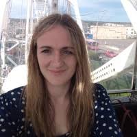 1100+ perfiles de «Kelly M»