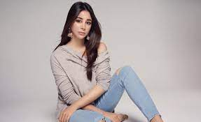 Aseel omran was born on november 12, 1989, in muscat. Ø£Ø³ÙŠÙ„ Ø¹Ù…Ø±Ø§Ù† ØªØ±ÙˆÙŠ Ù„Ù†ÙˆØ§Ø¹Ù… Ø£Ø³Ø±Ø§Ø±Ø§ Ø®Ø§ØµØ© Ø¹Ù† Ø­ÙŠØ§ØªÙ‡Ø§ Ù†ÙˆØ§Ø¹Ù…