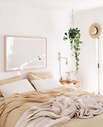 Une Deco Nature Dans La Chambre My Blog Deco En 2020 Deco Chambre Idees Chambre Deco Chambre Bois