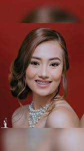 Jasmine Dowling's Instagram, Twitter & Facebook