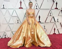 See what fashions the hottest celebrities wear on the red carpet for film screenings, awards shows, and galas. Oscars Red Carpet Fashion Top Celebrity Looks At 2021 Academy Awards