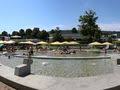 Das schwimmbad ist durch die glatten, geraden beckenwände leicht sauber zu halten und bietet durch eine stehstufe auf ca. Freibad Hallenbad Fondli Dietikon Mediathek Bilder Rutscherlebnis De