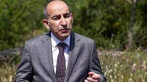 Herkes bunun nedenini merak ediyor. 13sx Mdyad0awm