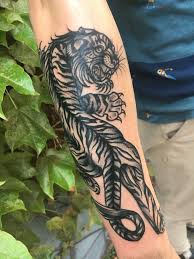 See more ideas about traditional tiger tattoo, tiger tattoo, vintage tattoo. Black And Grey Traditional Tiger On Forearm Done By Alexis Zappia At Truth And Triumph Dayton Oh Black And Grey Tattoos Tribal Tattoos