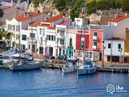 Villa in affitto a 3 km dal mare. Affitti Minorca In Un Appartamento Per Vacanze Con Iha Privati