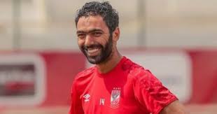 وقع مع نادي مصر المقاصة وذلك بعد أن أنهى إجراءات انتقاله إلى صفوف الفريق لمدة 5 مواسم في 31 أغسطس 2014، وفي 8 يناير 2018 انتقل إلى نادي. Ø­Ø³ÙŠÙ† Ø§Ù„Ø´Ø­Ø§Øª ÙÙ‰ Ø¹ÙŠØ¯ Ù…ÙŠÙ„Ø§Ø¯Ù‡ Ø§Ù„Ù„Ù‡Ù… Ø§Ø±Ø²Ù‚Ù†Ù‰ ÙÙŠÙ‡ Ø§Ù„Ø®ÙŠØ± ÙˆØ§Ù„ØªÙˆÙÙŠÙ‚ ÙˆØ§Ù„Ø¹Ù…Ù„ Ø§Ù„Ø·ÙŠØ¨ Ø§Ù„ÙŠÙˆÙ… Ø§Ù„Ø³Ø§Ø¨Ø¹