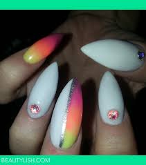 Our ombre sets come as 10 nails (small, medium & large) or a full set of 20.* Stilettonails Natalie E S Photo Beautylish