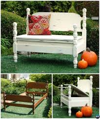 These benches are great for any outdoors area or garden. 8 Diy Bed Frame Garden Bench Projects Picture Instructions Garten Ideen Creative Kreativ