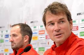 Jens lehmann dismissed from hertha board following whatsapp message. Ex Vfb Profi Erklart Seine Rolle Was Macht Jens Lehmann Beim Fc Augsburg Fussball Stuttgarter Zeitung