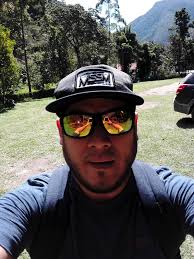 La colona 510n15t4 Rivka Lafair celebra y elogia los ataques israhellíes a  trabajadores de la salud y periodistas en el Hospital Nasser en el que  fueron as3s1n4d4s 21 personas inocentes. Lo macabro