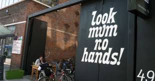 look mum no hands cycle cafe clerkenwell 店舗デザイン 自転車 修理 デザイン