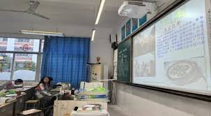 宜春中学校本课程简介- 江西省宜春中学