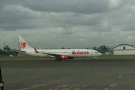 Hasil sementara investigasi kecelakaan pesawat lion air jt610 yang mengindikasikan kesalahan teknis pada pesawat 737 max membuahkan gugatan hukum pertama buat. Basarnas Pastikan Lion Air Jatuh Di Perairan Karawang