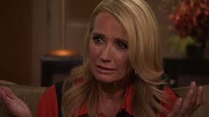 RHOBH: Kim Richards Has a Gift for Lisa Rinna (Season 7, Episode 20)