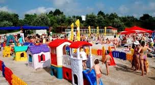 E vară cu v mare în calendar și vrem să dăm o fugă la mare. Ce Statiune Sa Alegi Pentru Vacanta In Familie La Mare Iata Ce Spun Mamicile Copilul Ro