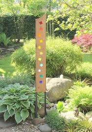 Garden Sculpture Made Of Wood And Glass Garden Decoration As Unique Pieces Handmade And Weatherproof Glass Garden Garden Art Sculptures Yard Sculptures