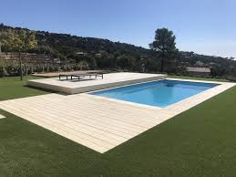 Piscine Coque Celestine 8 Alliance Piscines Dans Le Var Avec Plage Mobile Couleur Bleue Par Notre Agence De Cuers Magasin Et Installation De Piscines Coque Polyester Toulon Var 83 Alliance Piscines Toulon