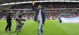 Fabrice muamba was born on april 6, 1988 in zaire. Fabrice Muamba I M Fearless And Celebrates At The Fa Cup Final Football Frenzied